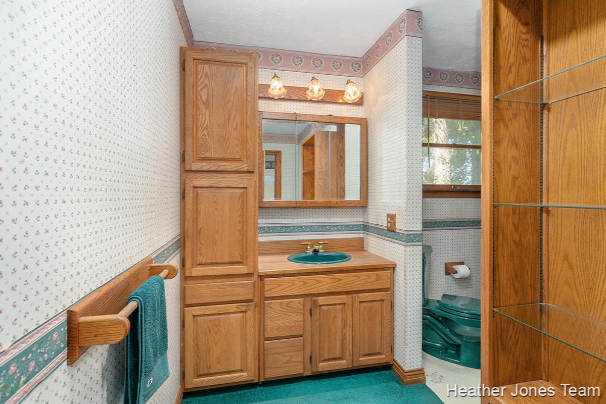 9667 Belding Road Belding, MI 48809 - Photo 10 of 18 IMG_1009