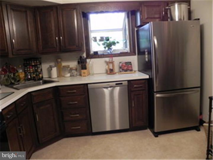 179 Windmill Road Willow Grove, PA 19090 - Photo 12 of 25 Kitchen