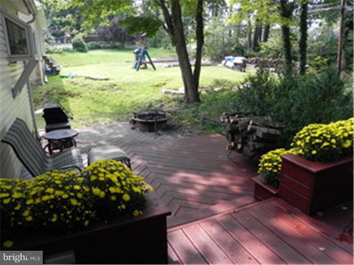 179 Windmill Road Willow Grove, PA 19090 - Photo 22 of 25 Patio