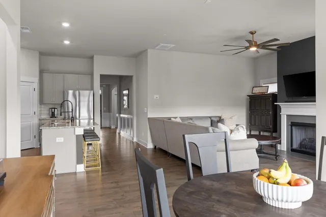 $410,000 | 10784 Prairie Lake Drive, Apison, TN 37302