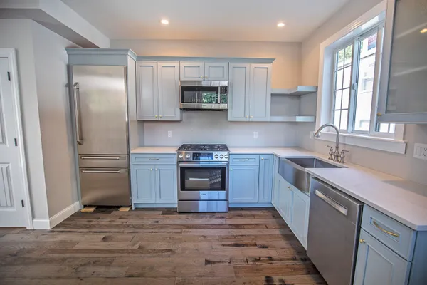 $4,450 | 21 Langdon Street, Portsmouth, NH 03801