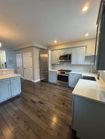 $4,450 | 21 Langdon Street, Portsmouth, NH 03801