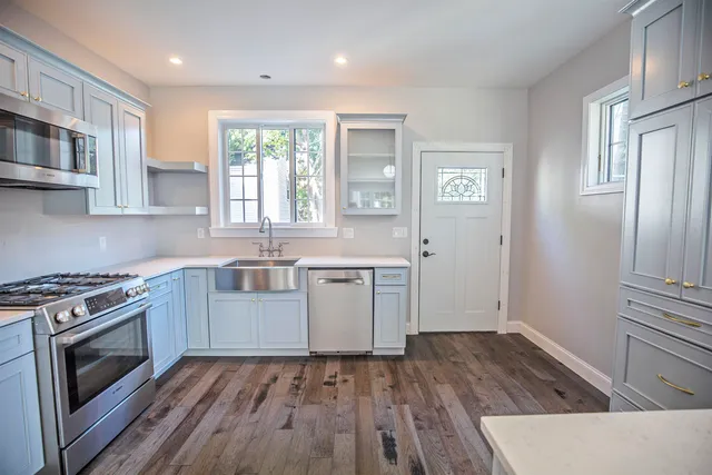 $4,450 | 21 Langdon Street, Portsmouth, NH 03801