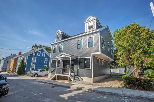 $4,450 | 21 Langdon Street, Portsmouth, NH 03801