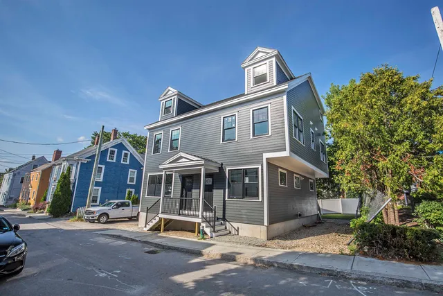 $4,450 | 21 Langdon Street, Portsmouth, NH 03801