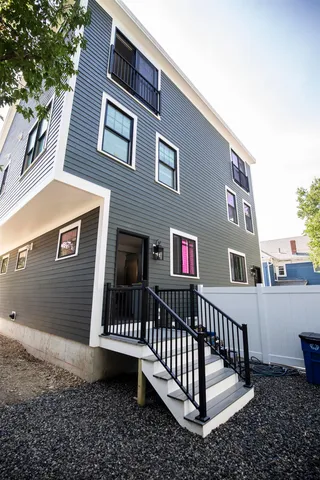 $4,450 | 21 Langdon Street, Portsmouth, NH 03801