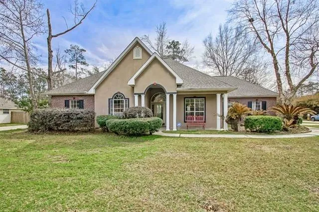 $319,999 | 2075 White Myrtle Drive, Madisonville, LA 70447