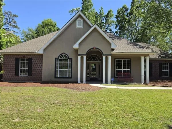 $289,000 | 2075 White Myrtle Drive, Madisonville, LA 70447