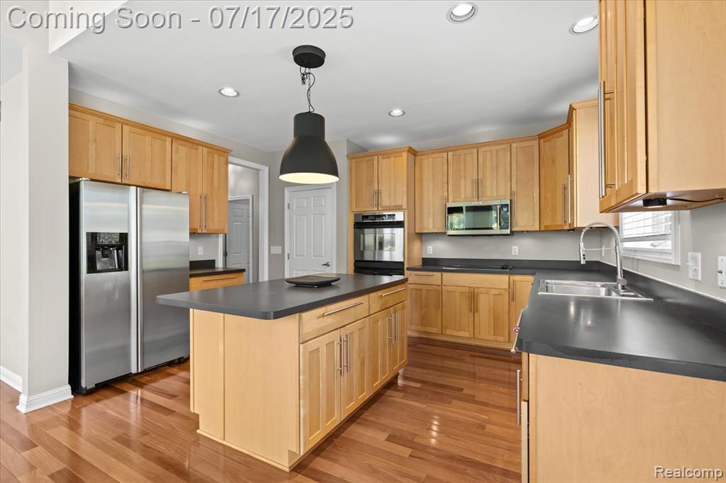 48051 Inveraray Road Canton, MI 48188 - Photo 15 of 52