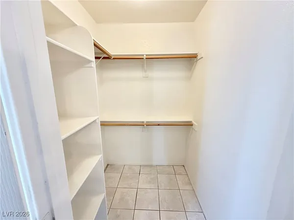 $2,000 | 1230 West Iguana Street, Pahrump, NV 89048