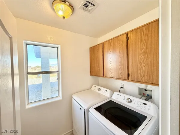 $2,000 | 1230 West Iguana Street, Pahrump, NV 89048