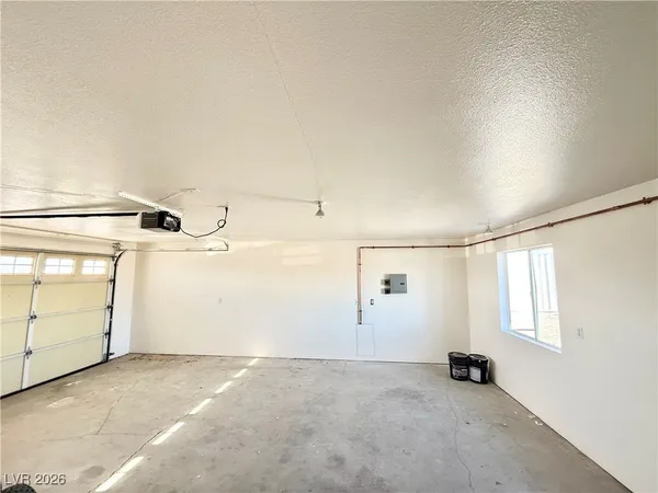 $2,000 | 1230 West Iguana Street, Pahrump, NV 89048