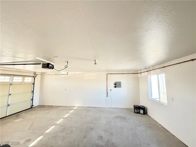 $2,000 | 1230 West Iguana Street, Pahrump, NV 89048