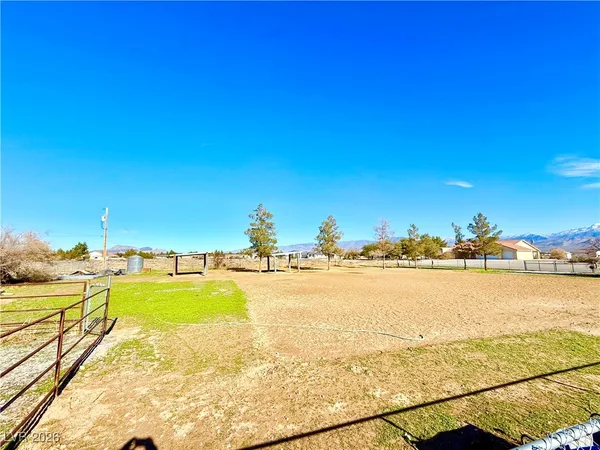 $2,000 | 1230 West Iguana Street, Pahrump, NV 89048