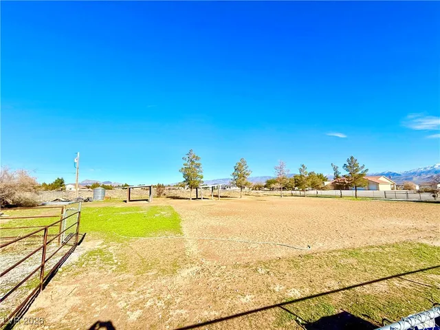 $2,000 | 1230 West Iguana Street, Pahrump, NV 89048