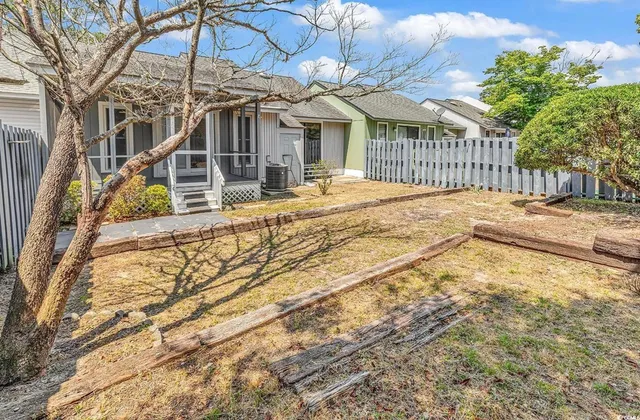 $1,500 | 4339 Baldwin Avenue, Little River, SC 29566