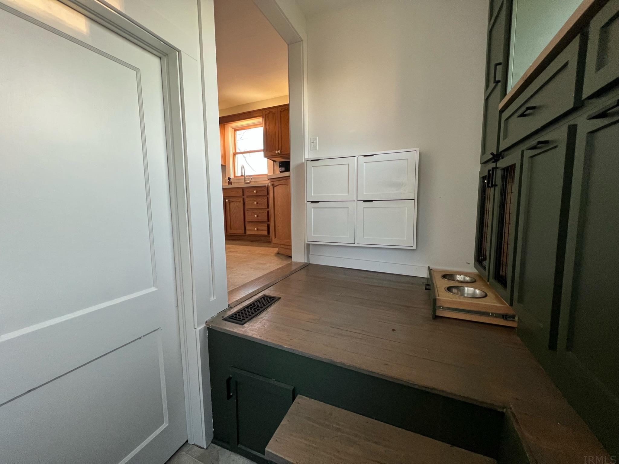 407 South Greene Road Goshen, IN 46526 - Photo 8 of 24 Gallery Image 8