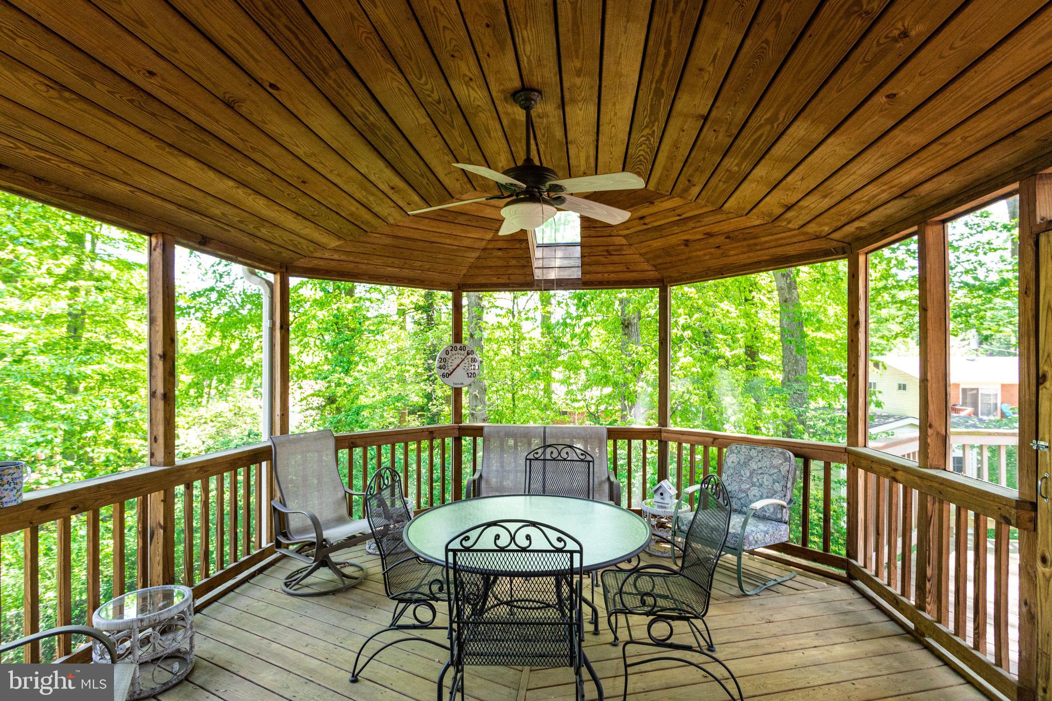 8609 Clydesdale Road Springfield, VA 22151 - Photo 35 of 43 Extra Space to Relax and Dine