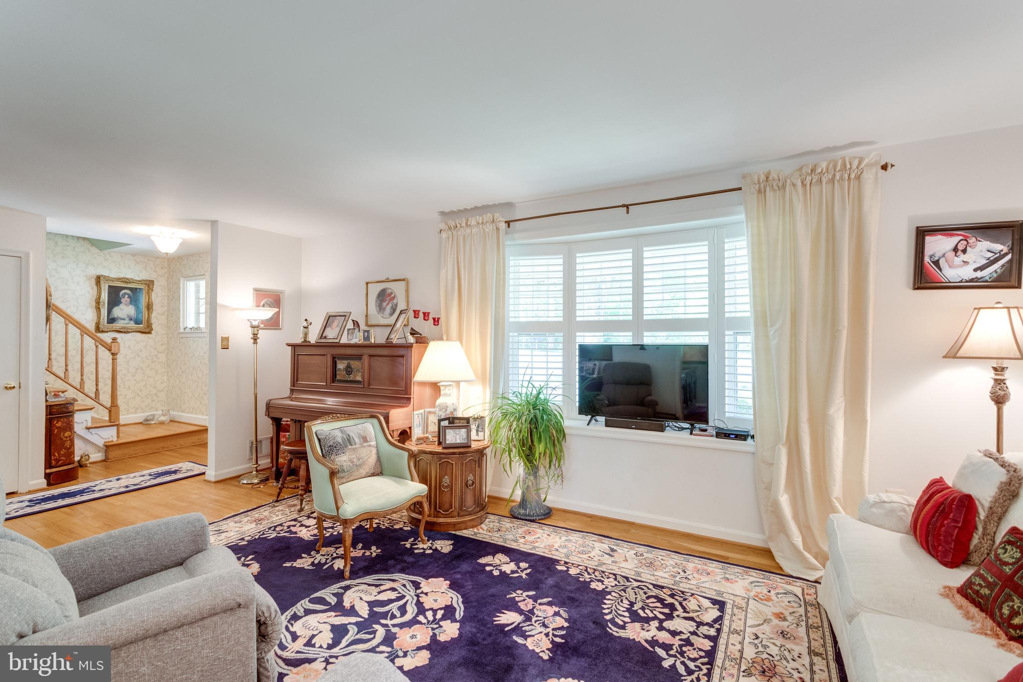 8609 Clydesdale Road Springfield, VA 22151 - Photo 7 of 43 Hardwood Floors Throughout