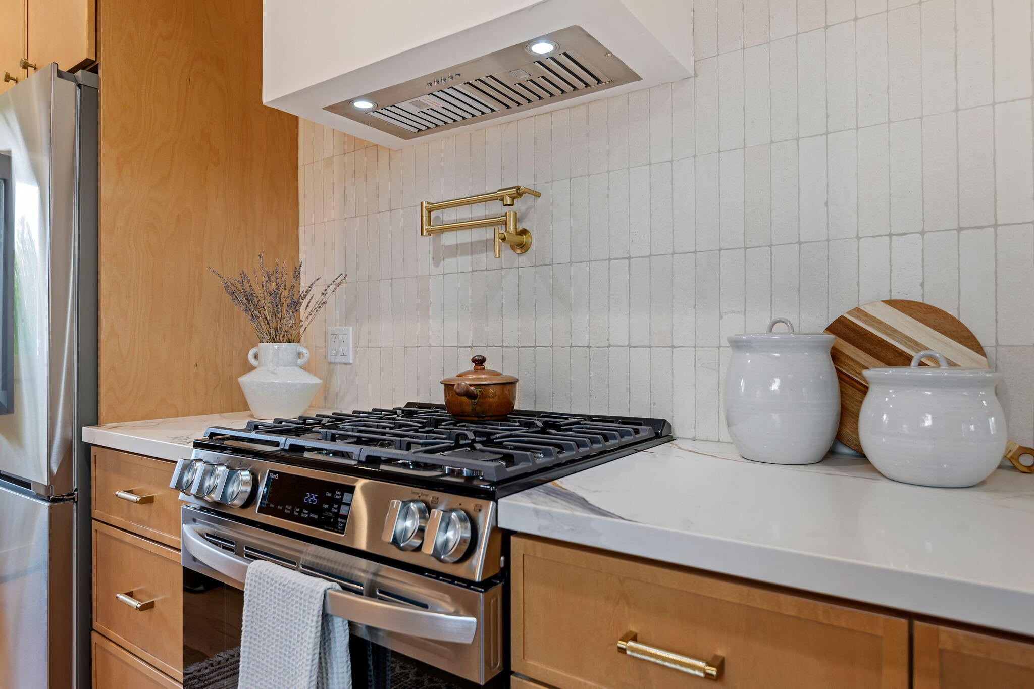 357 Oliver Road Santa Barbara, CA 93109 - Photo 15 of 36 Stainless Steel Appliances