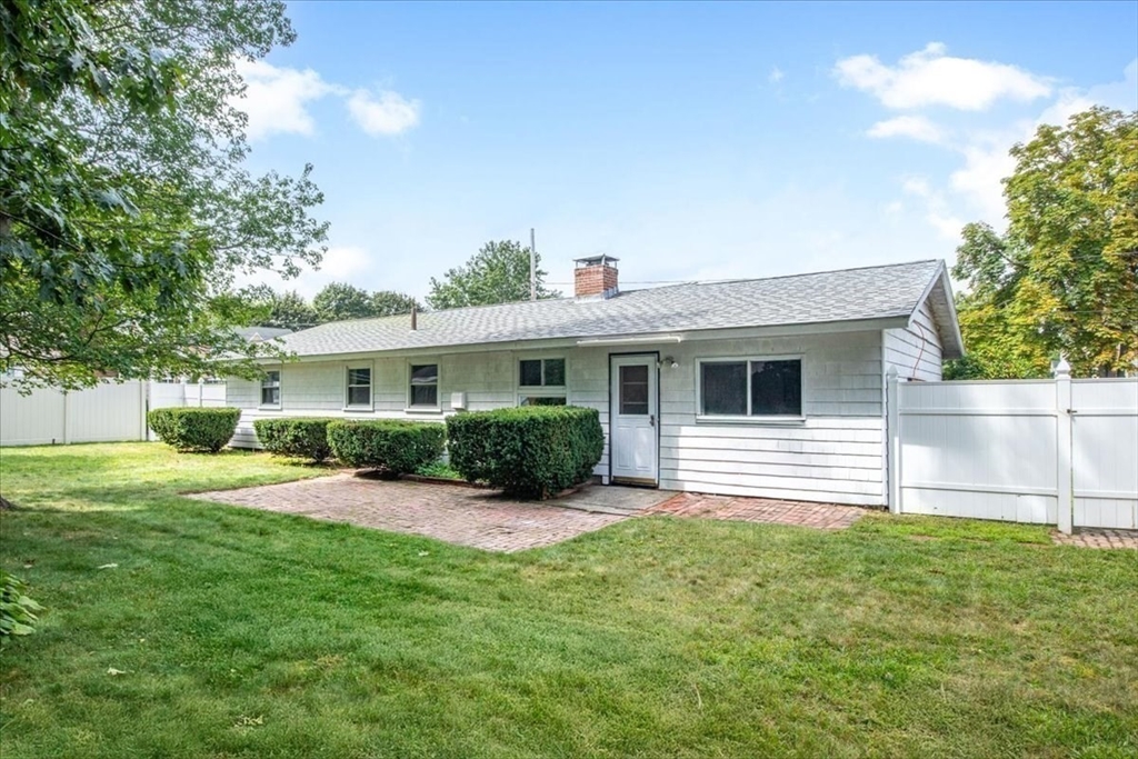 64 Alfred Road Braintree, MA 02184 - Photo 4 of 42 Gallery Image 4