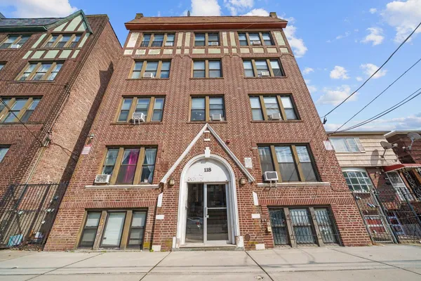 $220,000 | 118 Corbin Avenue, Unit 402, Jersey City, NJ 07306