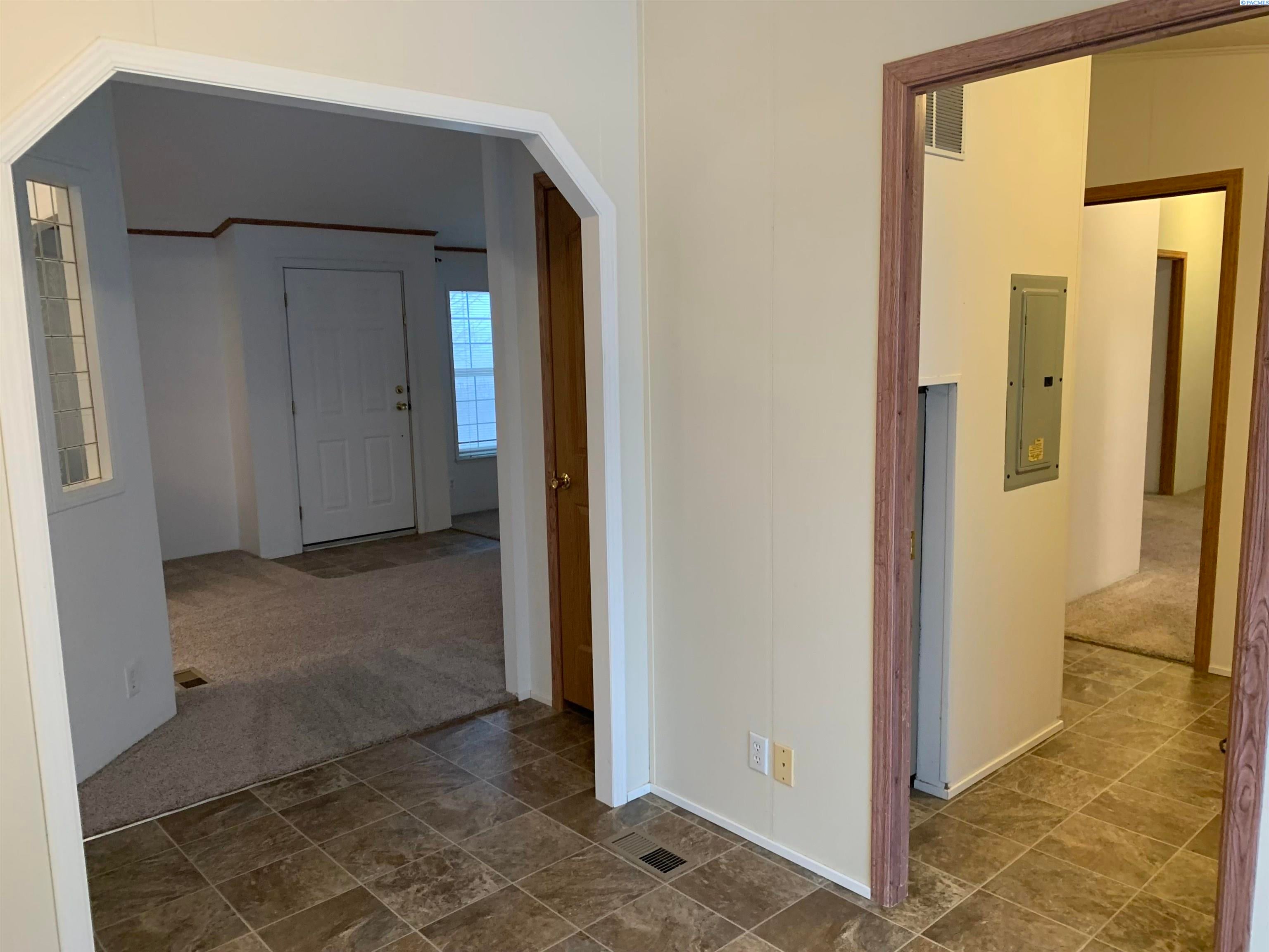 12807 Hicks Road Grandview, WA 98930 - Photo 39 of 45 Gallery Image 39
