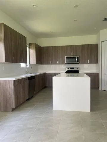 $2,900 | 5028 Gambero Way, Ave Maria, FL 34142