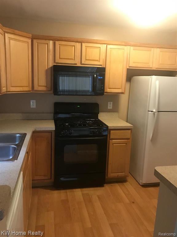 19990 Inkster Road Redford, MI 48240 - Photo 5 of 14