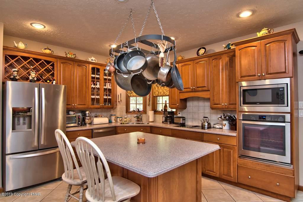 23 Pleasant Ridge Road East Stroudsburg, PA 18302 - Photo 20 of 96 Photo 24