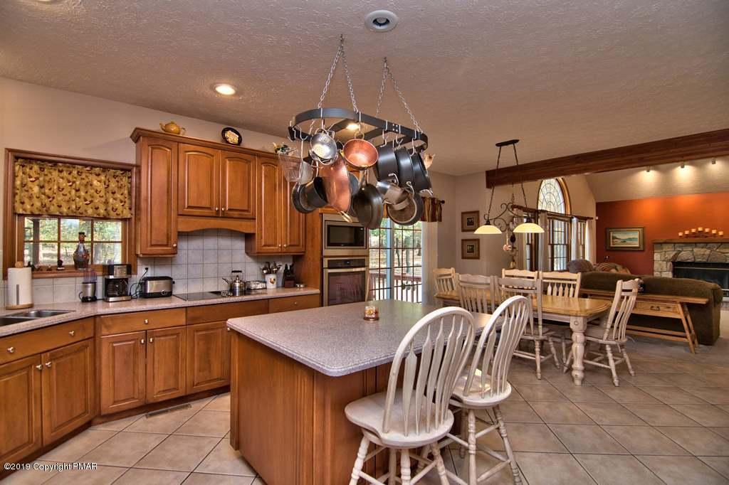 23 Pleasant Ridge Road East Stroudsburg, PA 18302 - Photo 21 of 96 Photo 25