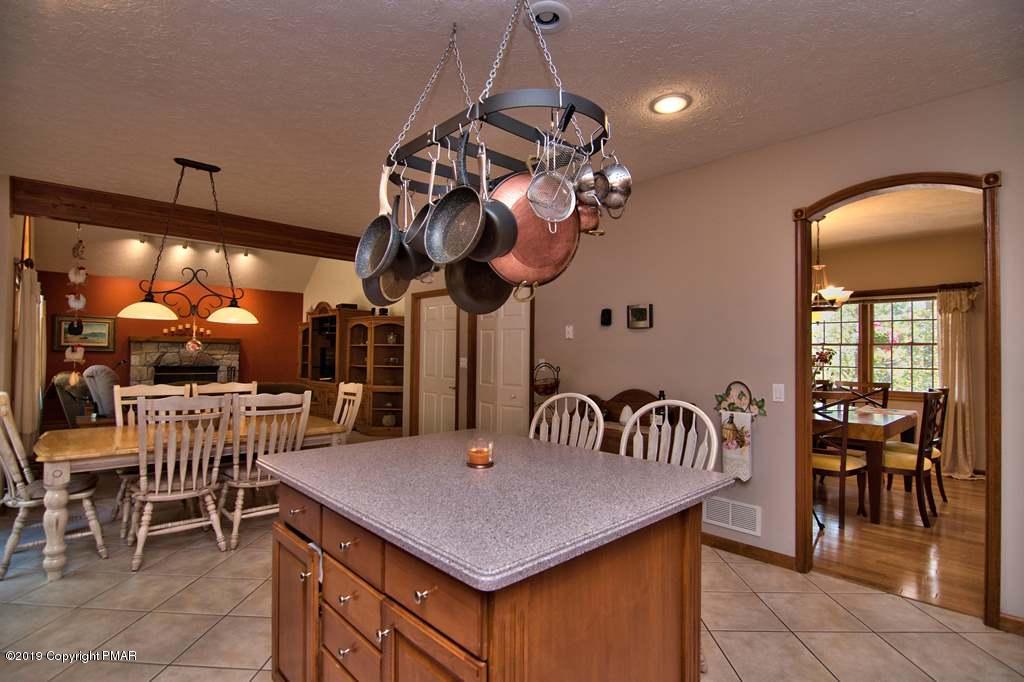 23 Pleasant Ridge Road East Stroudsburg, PA 18302 - Photo 26 of 96 Photo 27