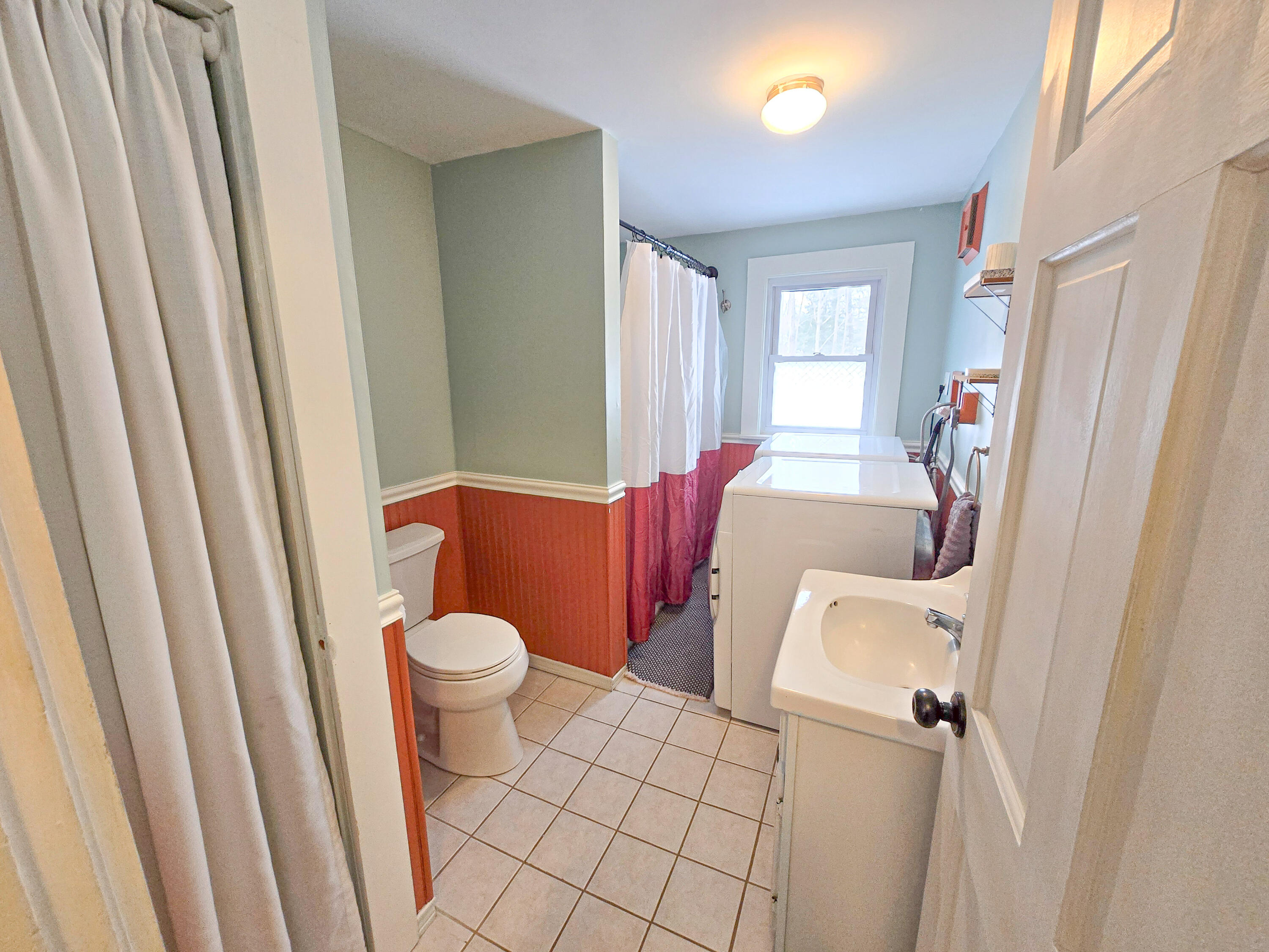 194 Weymouth Road Gray, ME 04039 - Photo 14 of 25 1st Floor Bathroom