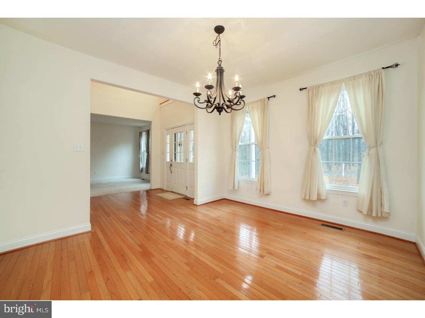 8032 Covered Bridge Road Quakertown, PA 18951 - Photo 8 of 26 Gallery Image 8