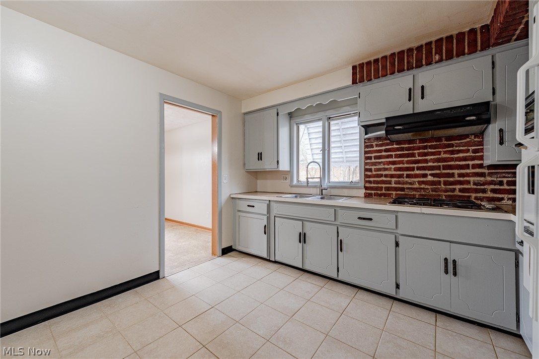 3706 Langton Road Cleveland, OH 44121 - Photo 17 of 29