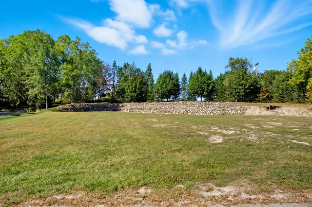 $399,000 | 13881 Emrick Drive, Plymouth, MI 48170