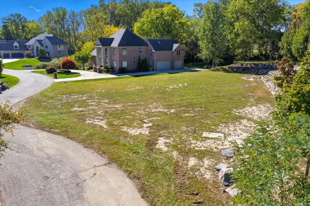 $399,000 | 13881 Emrick Drive, Plymouth, MI 48170