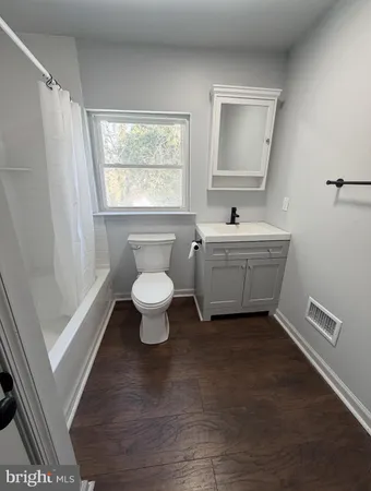 $2,350 | 139 Denny Avenue, Penns Grove, NJ 08069
