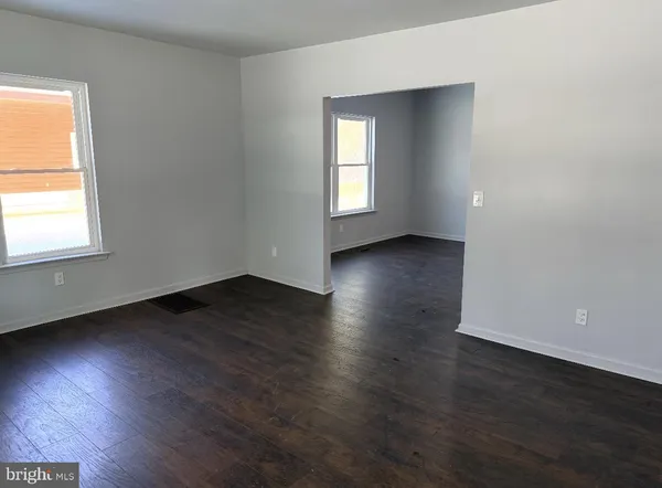 $2,350 | 139 Denny Avenue, Penns Grove, NJ 08069