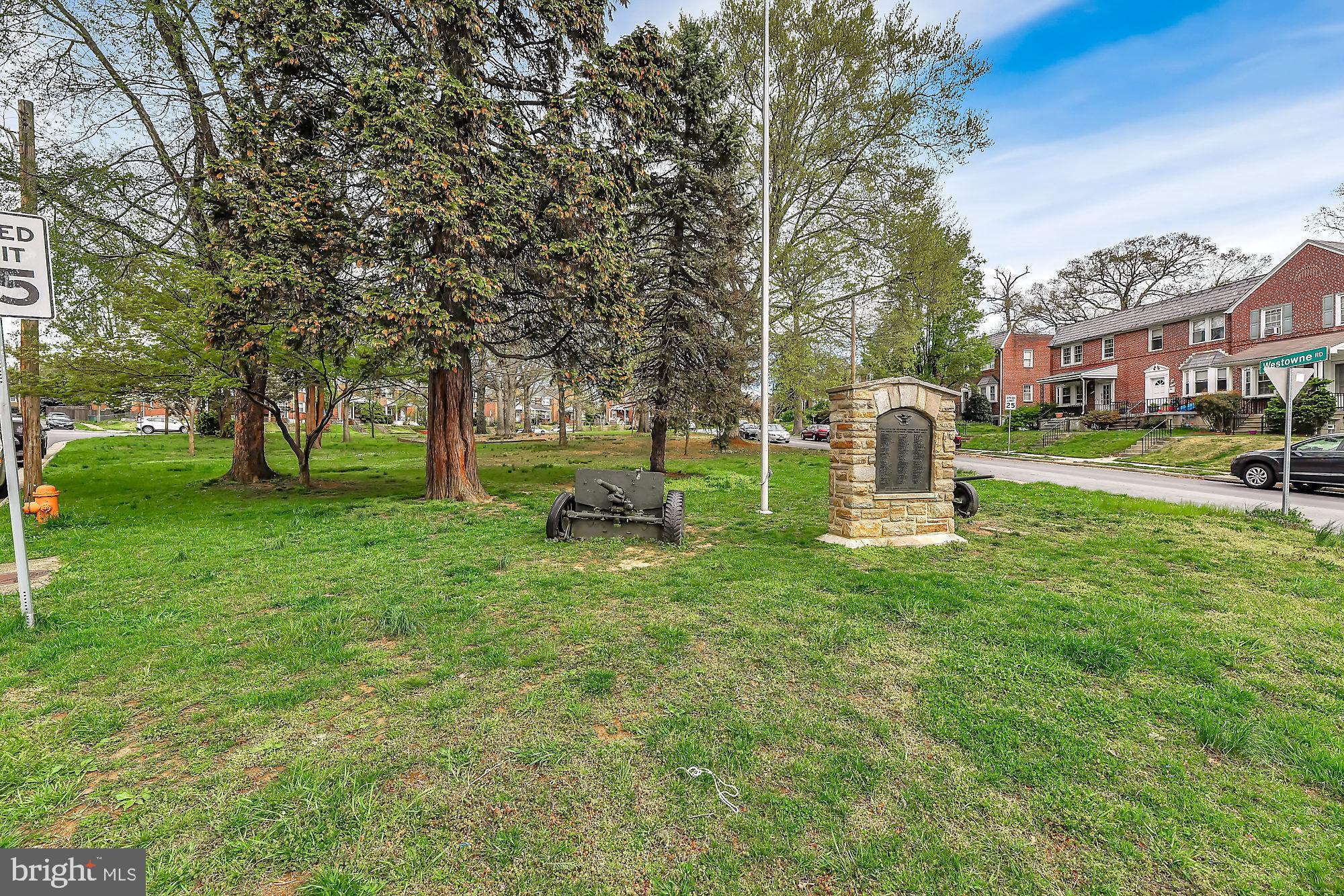 122 Malbrook Road Baltimore, MD 21229 - Photo 22 of 24 Park View from front of Home