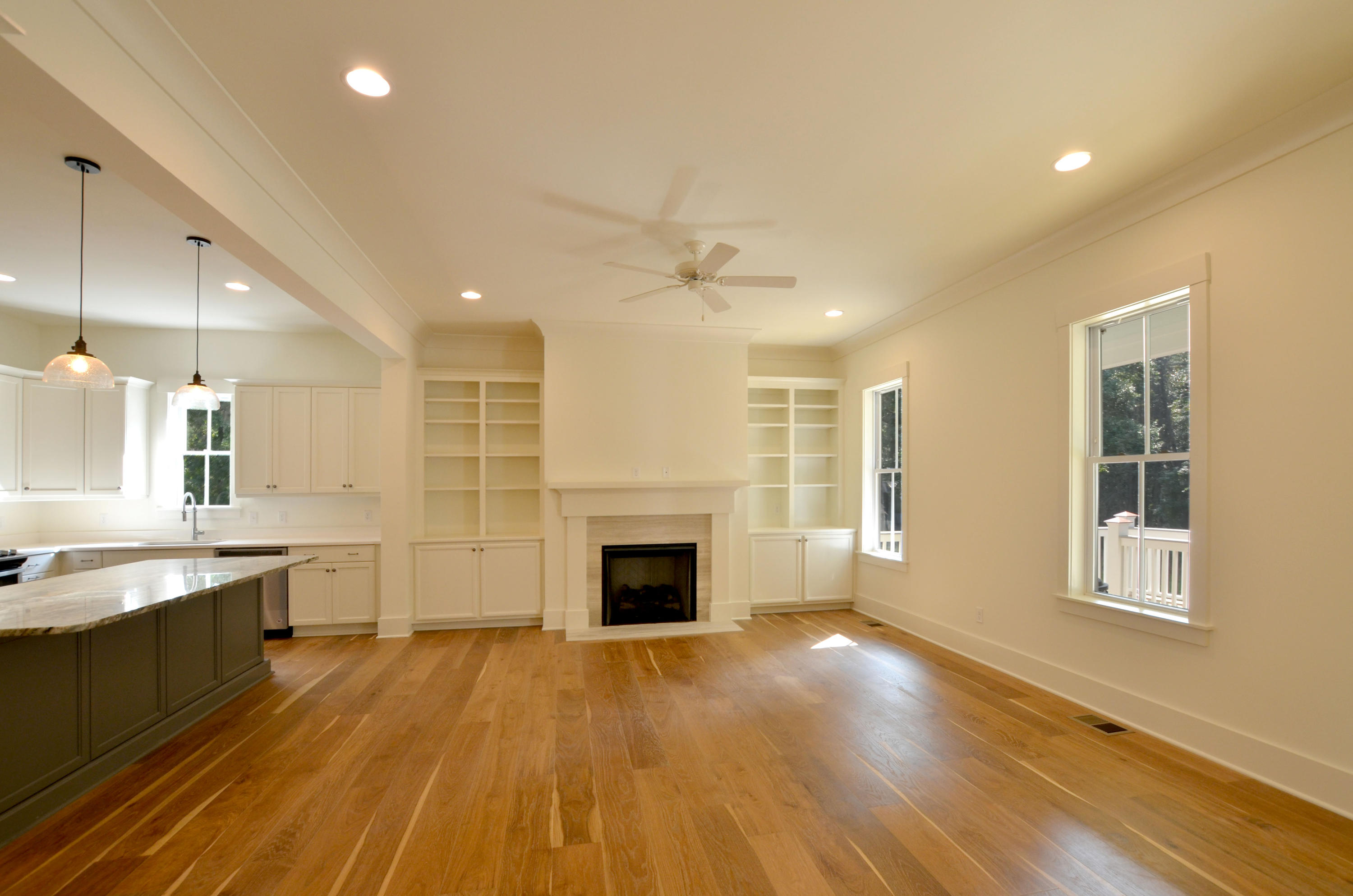 325 Mercantile Road McClellanville, SC 29458 - Photo 8 of 33 living