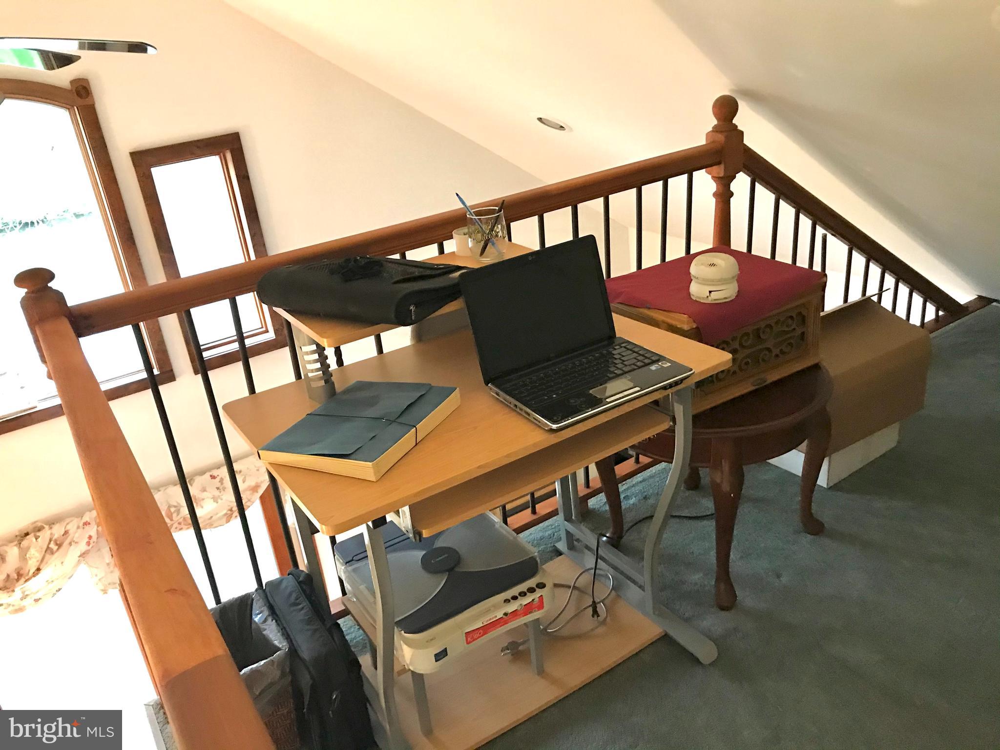3627 Lower Road Bristol, PA 19007 - Photo 22 of 39 Loft Office area