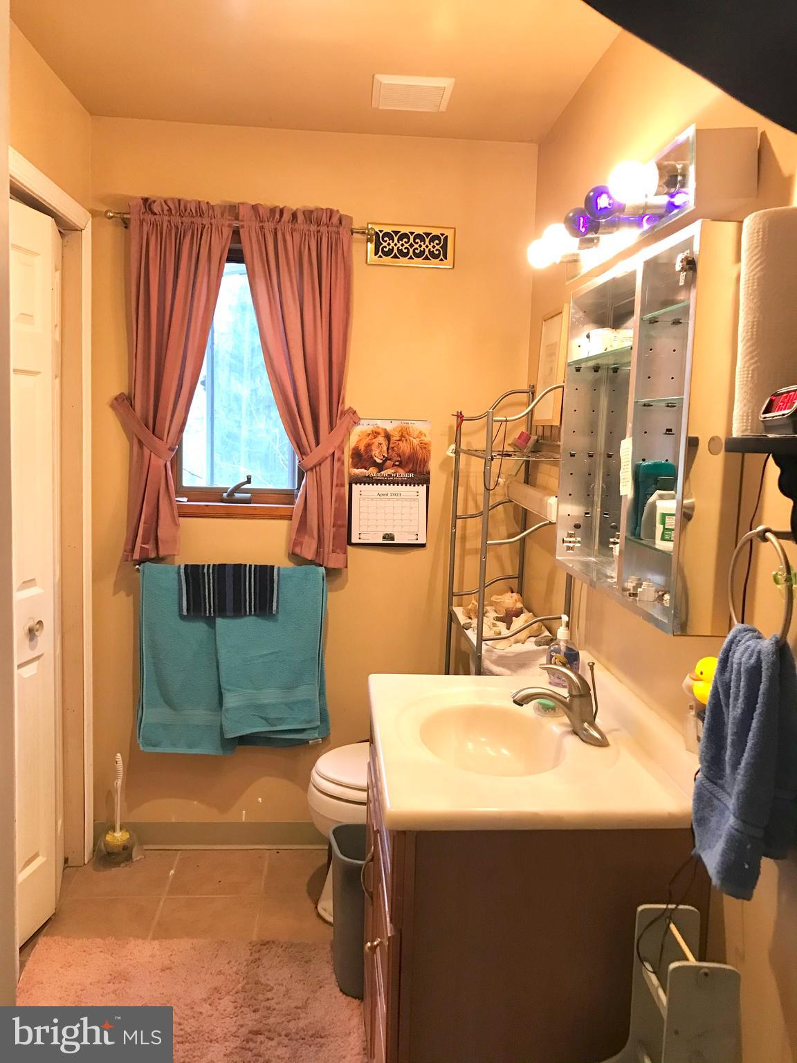 3627 Lower Road Bristol, PA 19007 - Photo 29 of 39 Master Bath