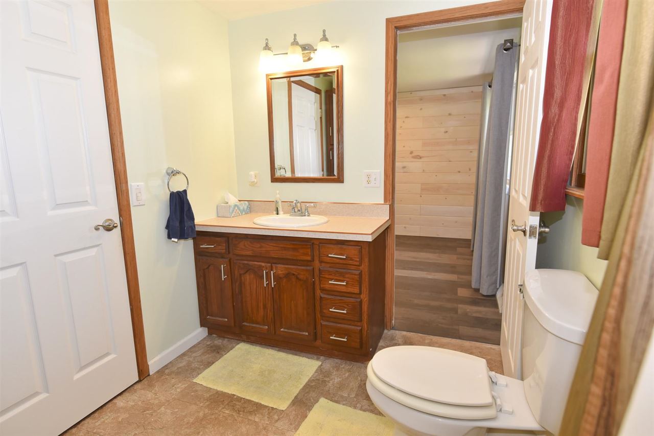 2209 South Nine Mile Road Kawkawlin, MI 48631 - Photo 19 of 27
