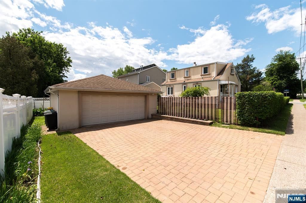 64 Howard Street Lodi, NJ 07644 - Photo 19 of 19