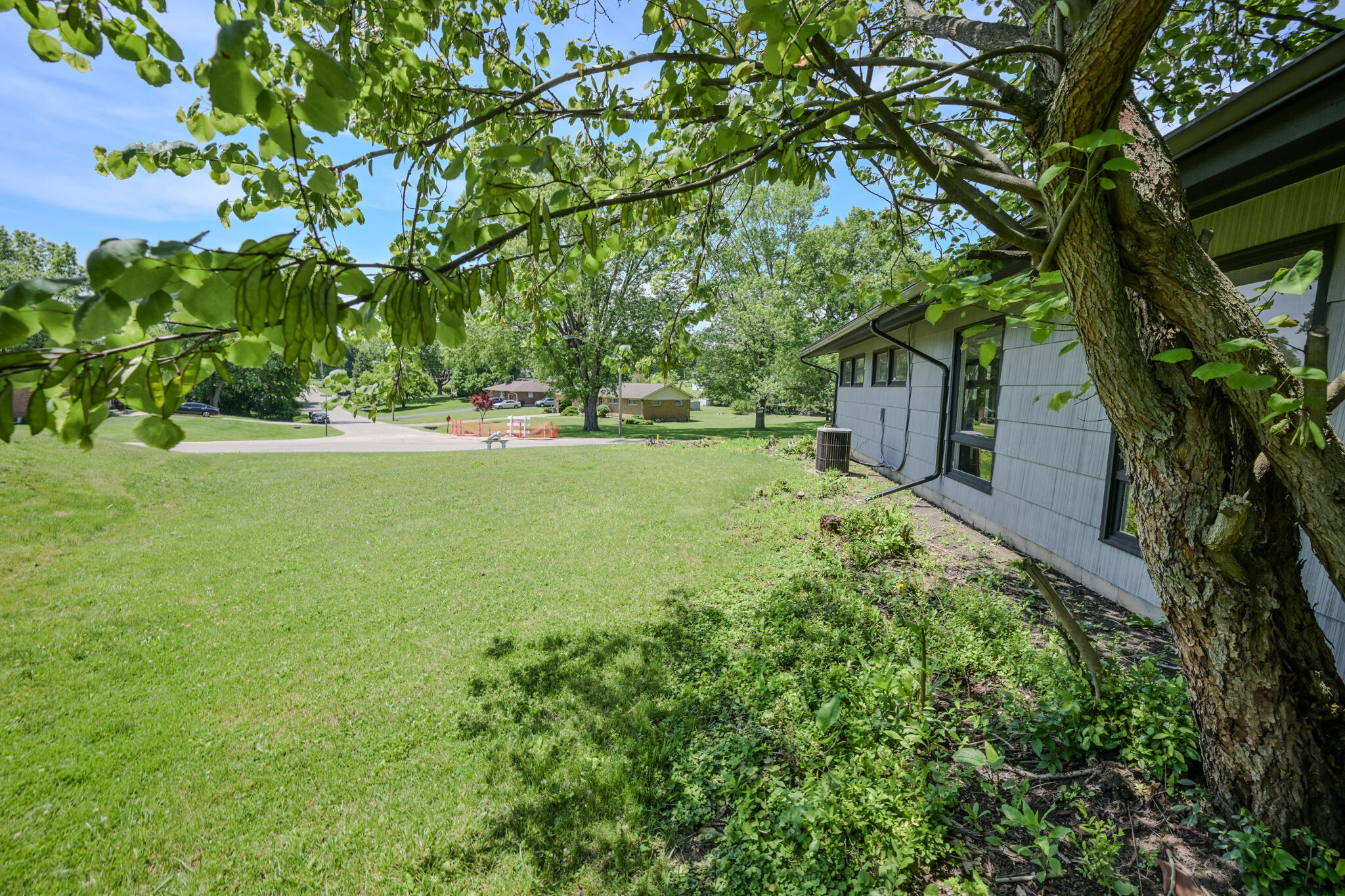 2020 Winding Trail Springfield, OH 45503 - Photo 28 of 32