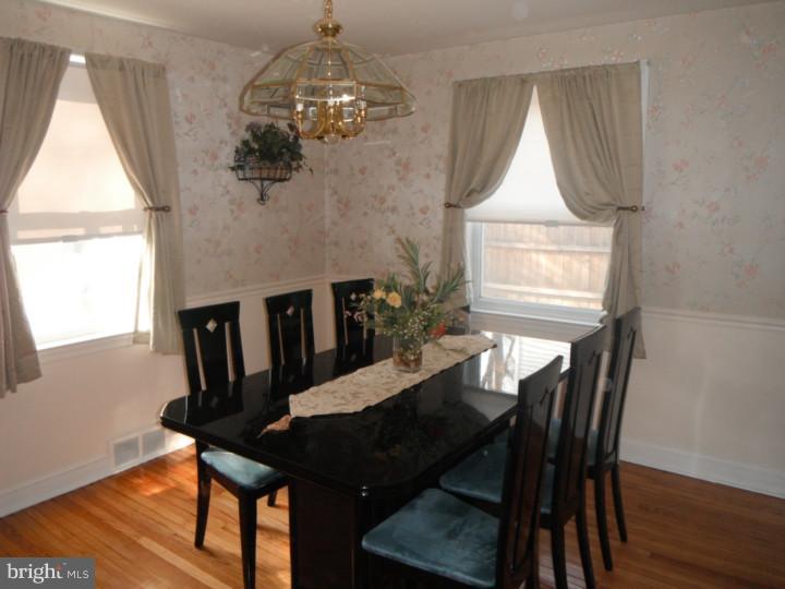 6 Lanfair Road Cheltenham, PA 19012 - Photo 5 of 19 Dining Room