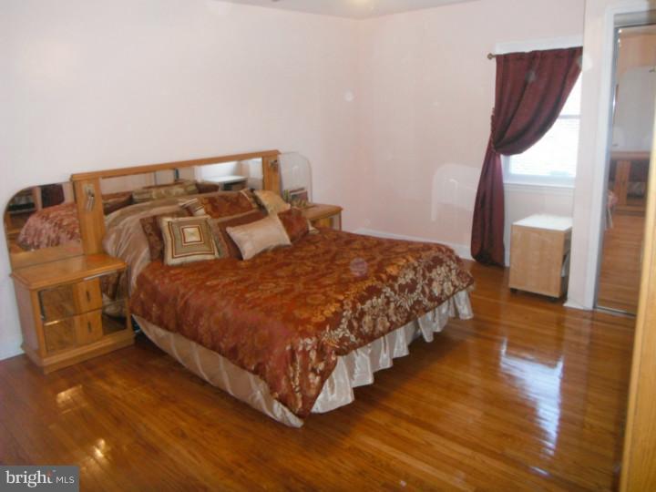 6 Lanfair Road Cheltenham, PA 19012 - Photo 7 of 19 Bedroom - Main