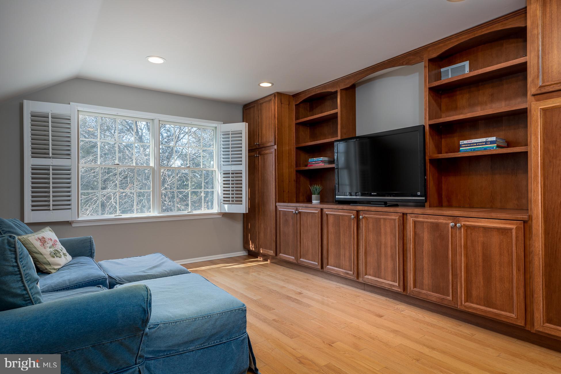19 Zaitz Farm Road Princeton Junction, NJ 08550 - Photo 26 of 39