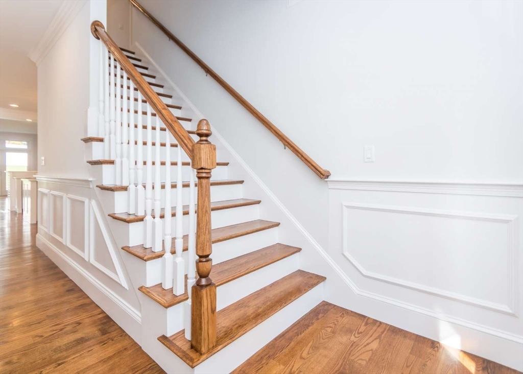 28 Goldencrest Avenue Waltham, MA 02451 - Photo 15 of 42